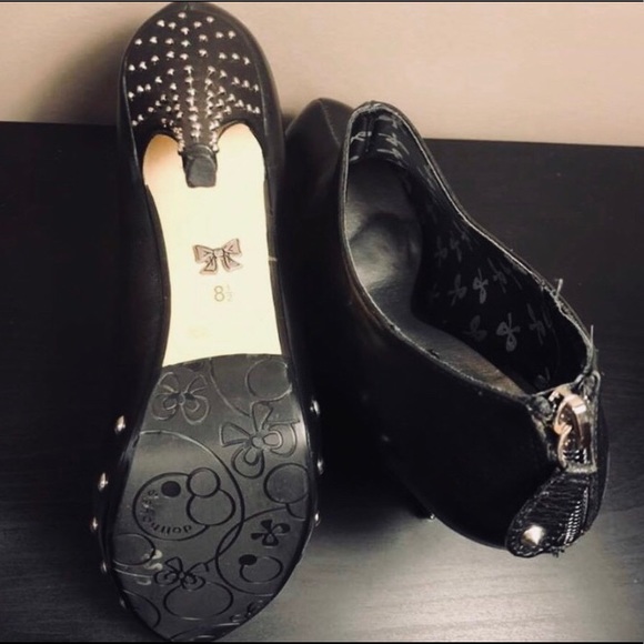 Dollhouse Studded Booties - Picture 2 of 3